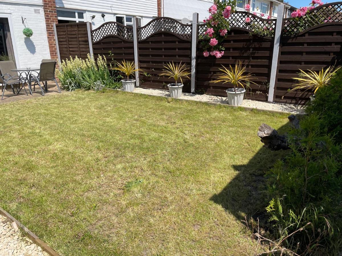 Contractor Accommodation Near Heathrow, Windsor Minutes From M4 Slough Exterior foto